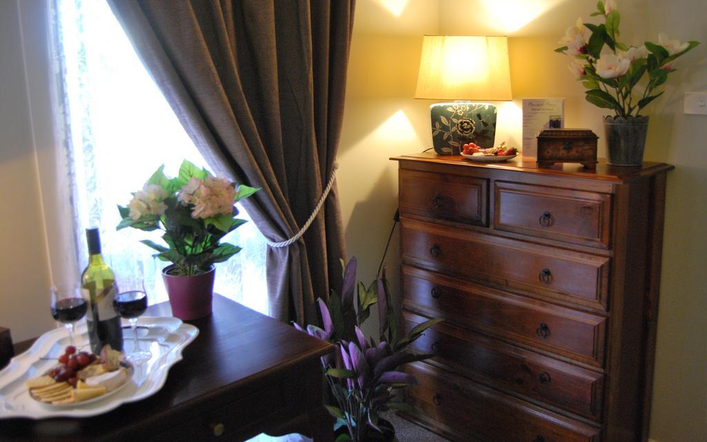 Stanhope Gardens Cutmore Cottages - Meurants Manor الغرفة الصورة